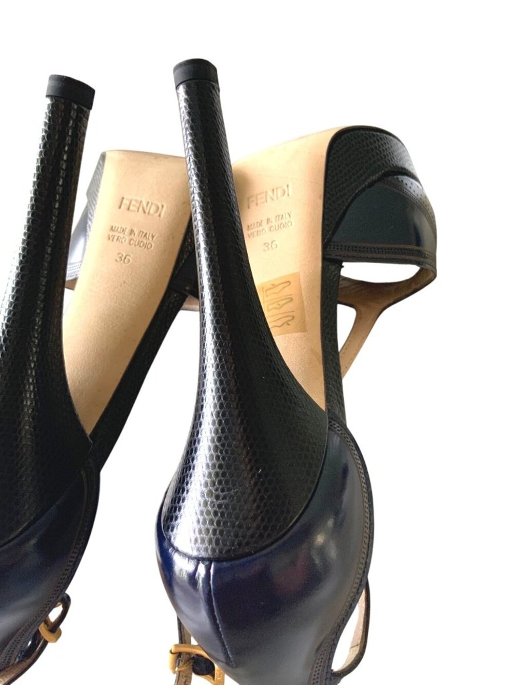Fendi Navy & black Leather Perforated T-Strap Platform Heels Size 36 Made In Ita - Picture 4 of 11